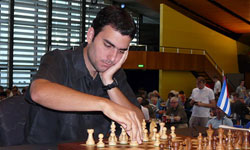 Leinier Dominguez Beats Morozevich at Chess Super Tournament in Corus
